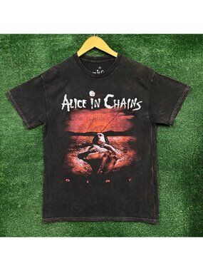 Alice In Chains Dirt Est 1987 Rock Band Mineral Wash T-Shirt Size Medium